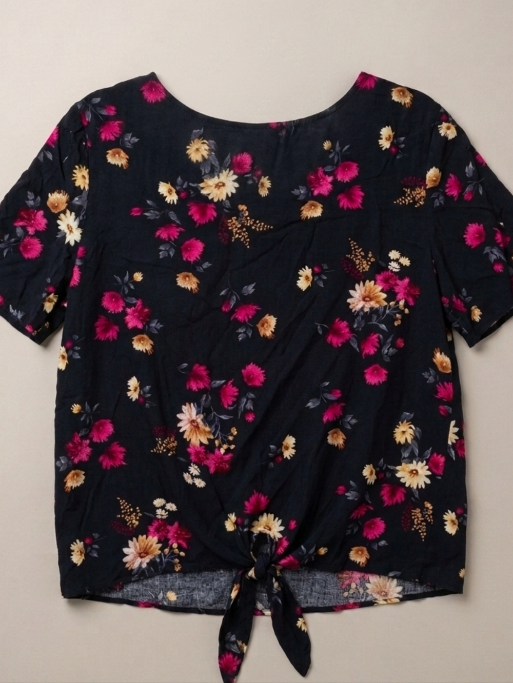 New Socialite Floral Flutter Sleeve Knot Front Blouse XL